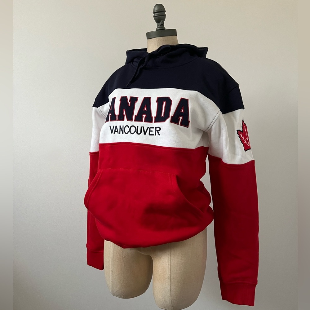 NWT Northern Vibe | Tourist 3 Panel Vancouver Canada Hoodie